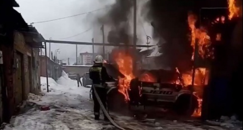 В Республике Коми за сутки сгорели три дома, квартира и «Мицубиси»