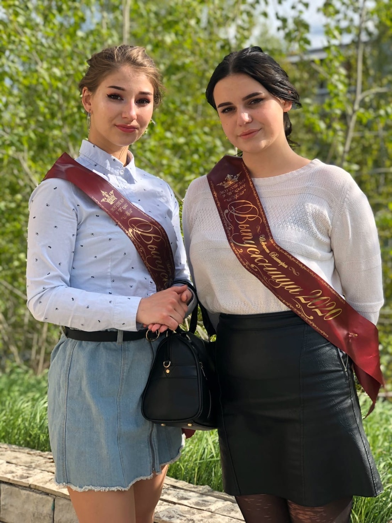 Ухтинские выпускницы рассказали о своем последнем звонке