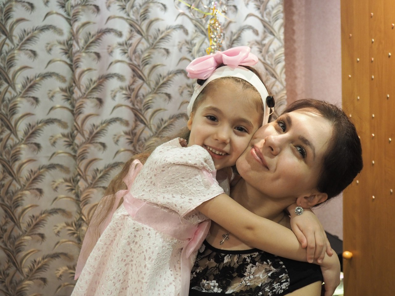 Мама Киры Наумовой: "Кире можно полностью восстановить слух"