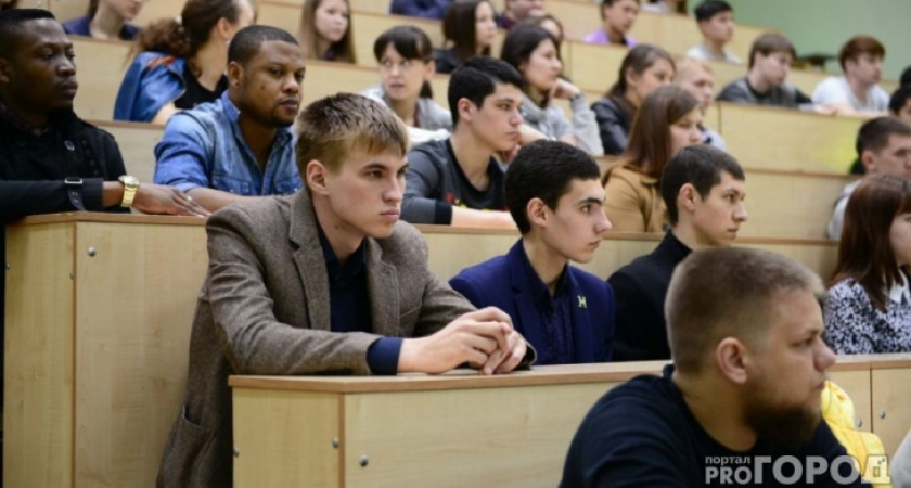 Законопроект о повышении студенческих стипендий до уровня МРОТ внесен в Госдуму