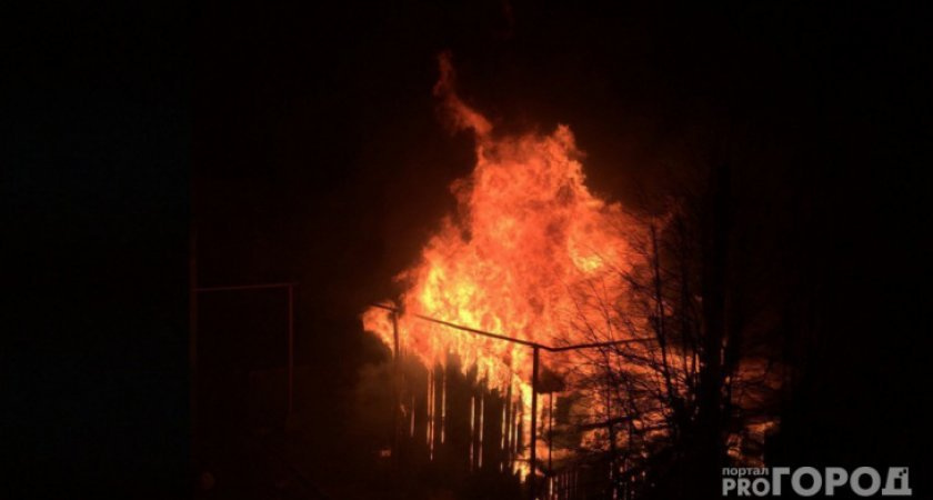 В Сосногорске сгорел дачный дом