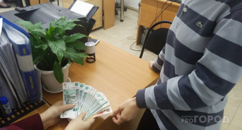 В феврале среднемесячная зарплата в Коми составила почти 80 тысяч рублей