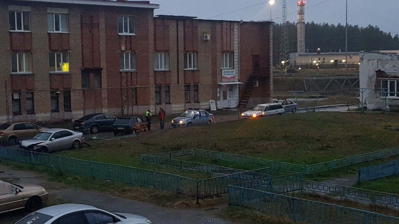 В Ухте ночью полиция устроила за иномаркой погоню со стрельбой