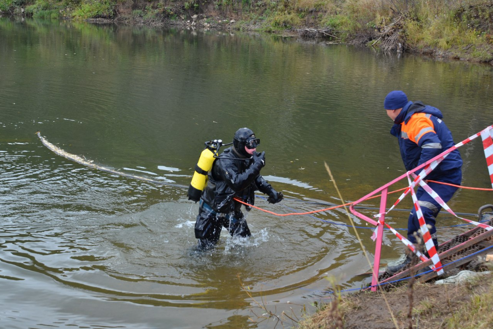 Ухтинские спасатели нашли тело рыбака, который утонул на самодельном плоту