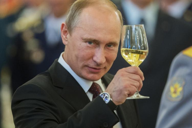 Владимир Путин поздравил жителей Коми с Новогодними праздниками
