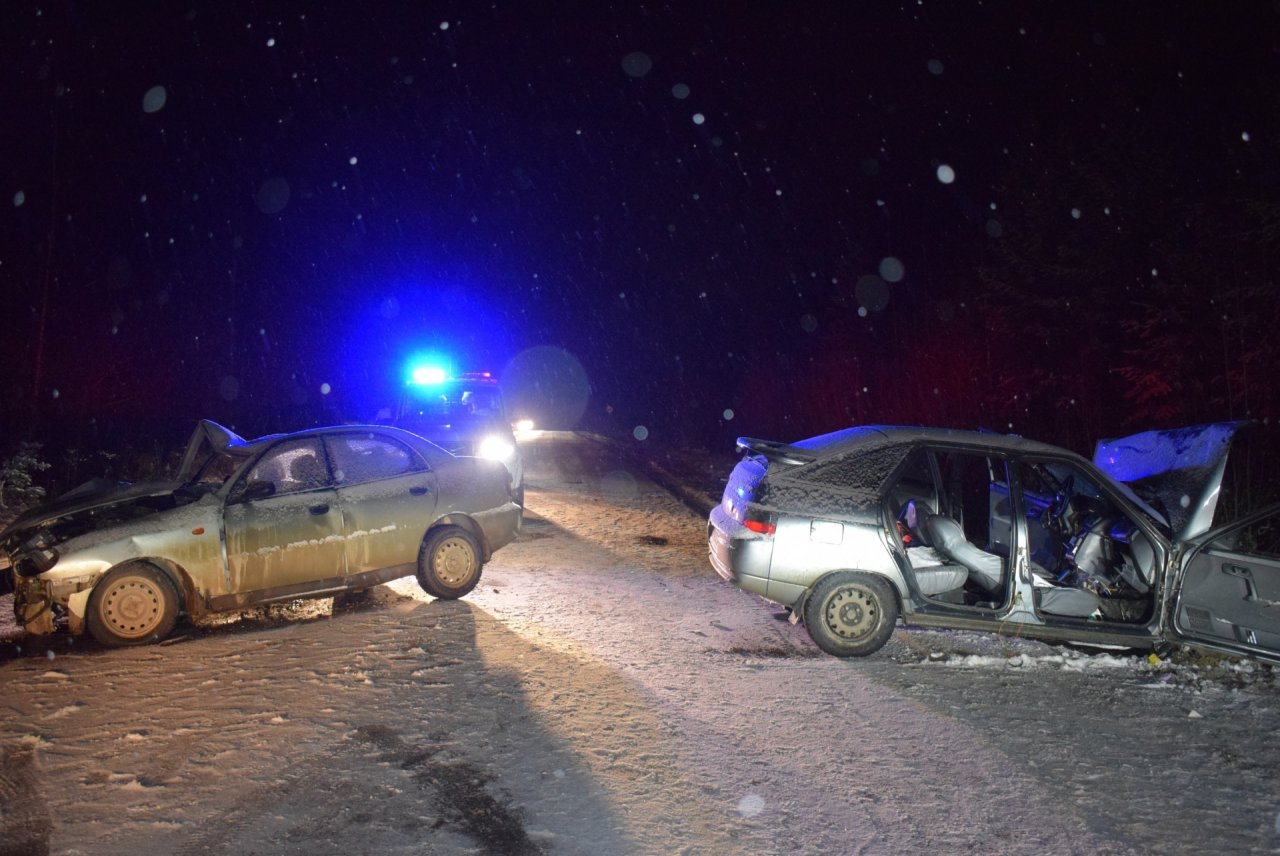 В ДТП трассе Сыктывкар-Ухта серьезно пострадали 2 человека