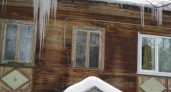 В одном из домов Ухты протекающая крыша привела к нарушению в работе проводки