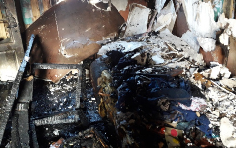 Многодетной семье из Коми срочно нужна помощь: их дом уничтожил пожар