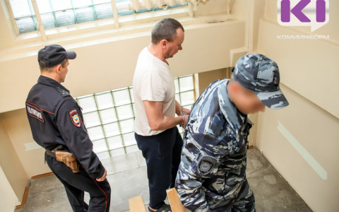 Виновника смертельного ДТП на трассе в Коми этапировали в СИЗО