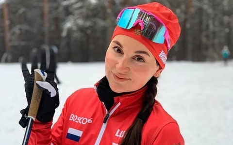 Юлия Белорукова впервые встала на лыжи после рождения ребенка